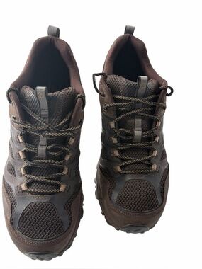 Merrell Men’s Moab FST Hiking Shoes Gorpcore Brown Rugged Lace-Up Casual